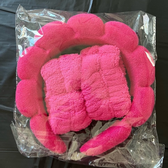 no label Accessories - Pink headband with wristbands